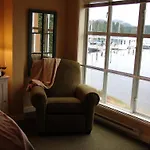 Waterfront View Of The Inlet, Short Walk To Town