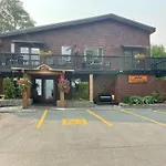 Lunar Cove Inn Charters And Tours