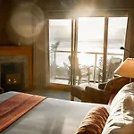 Long Beach Lodge Resort