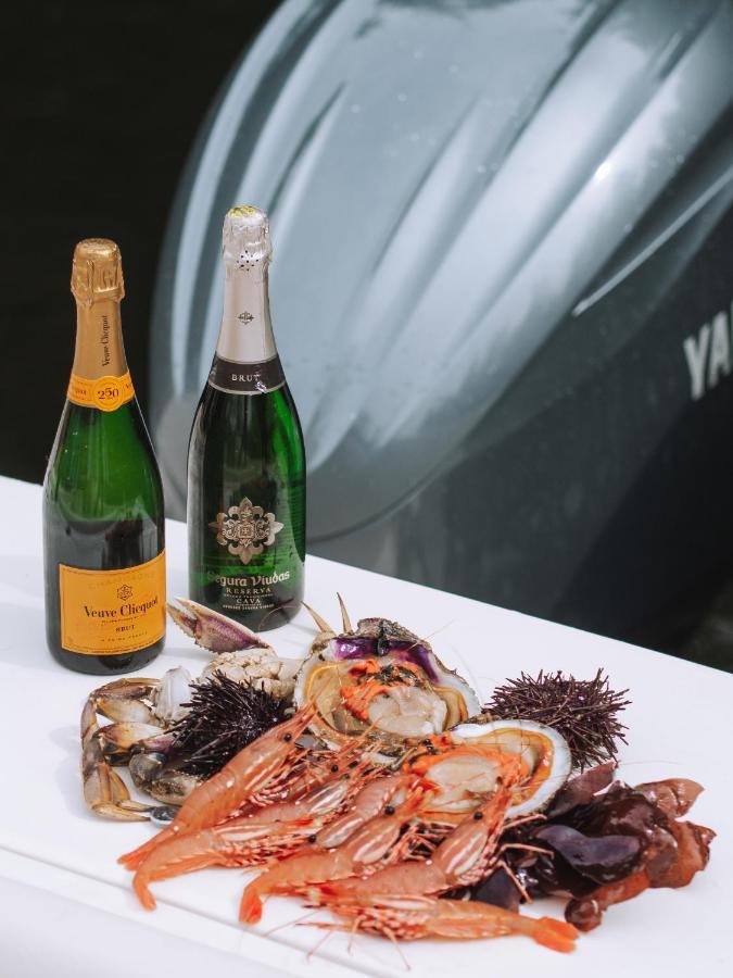 Lunar Cove Charters And Tours