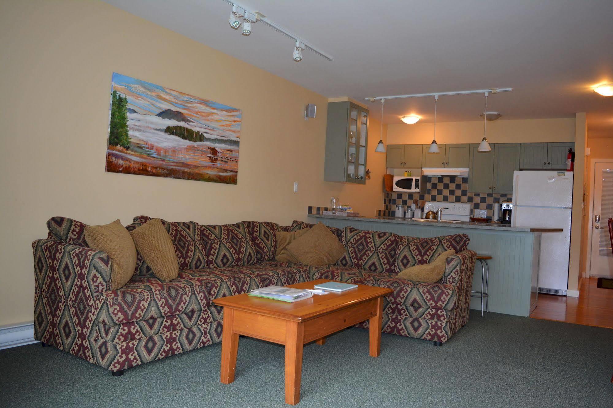 Apartment Island Village Properties At Eik Landing Tofino