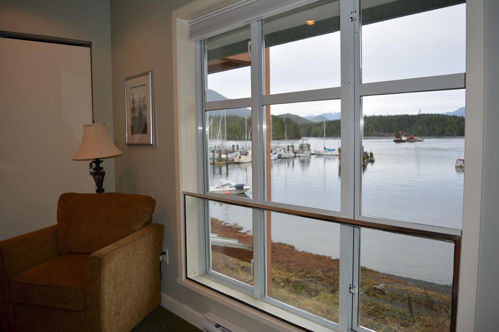 Island Village Properties At Eik Landing * Tofino