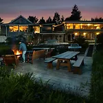 Tofino Swell Lodge