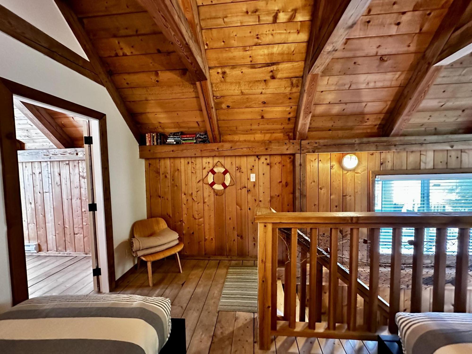 Waterfront Timber Frame Cottage!