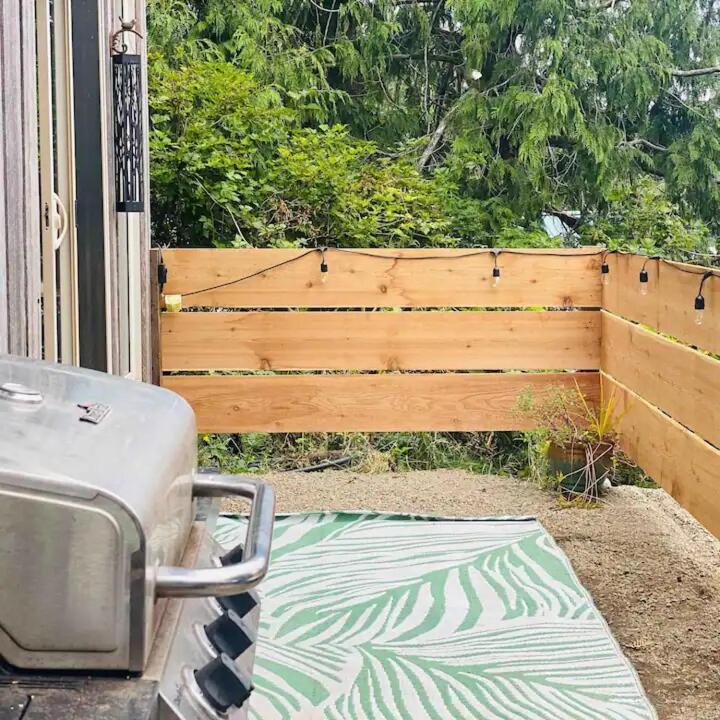 Holiday home First Light - Waterfront, Hot Tub, Sauna, Ev