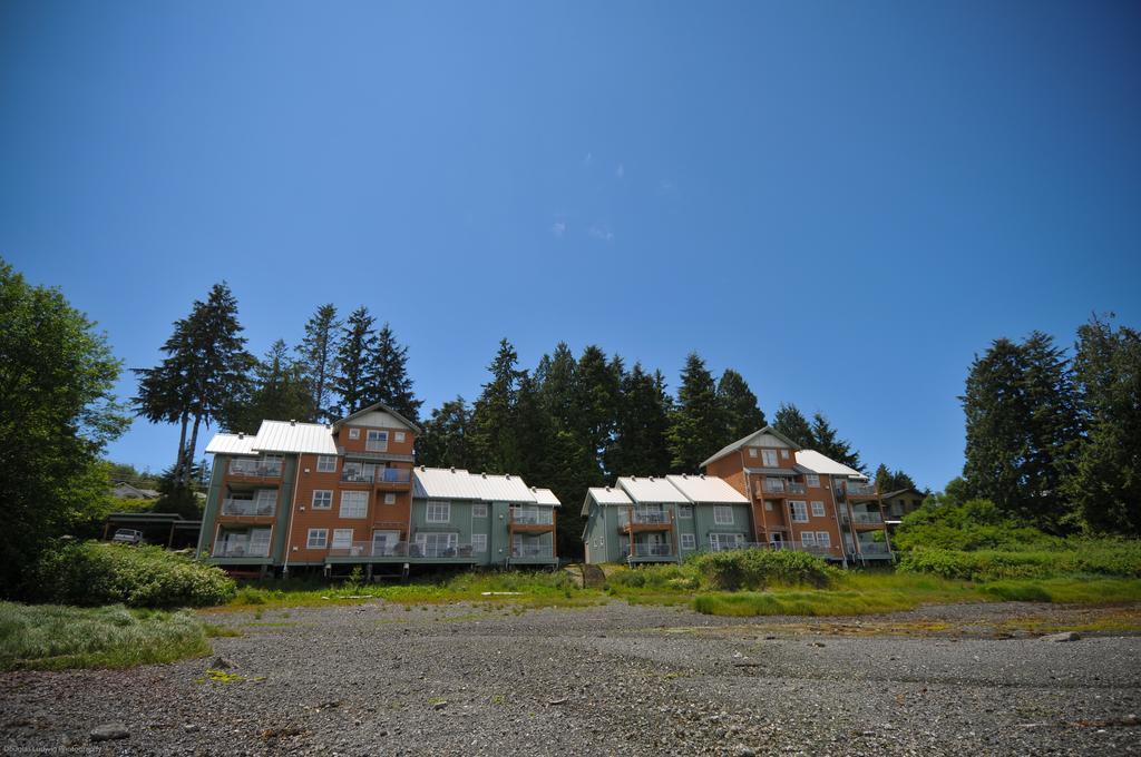 Island Village Properties At Eik Landing