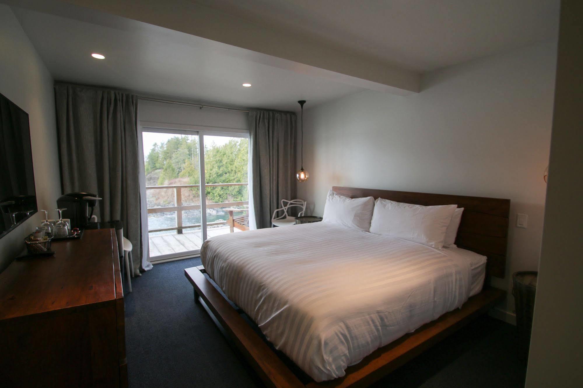 Duffin Cove 4*